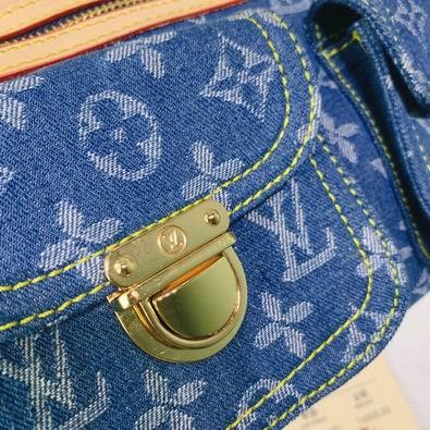 1:1 Louis Vuitton Bags Vintage M44472 30x25x14 cm cs
