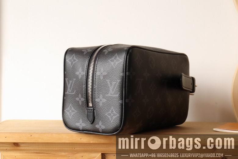 1:1 Louis Vuitton Bags M83112 XM 2colour