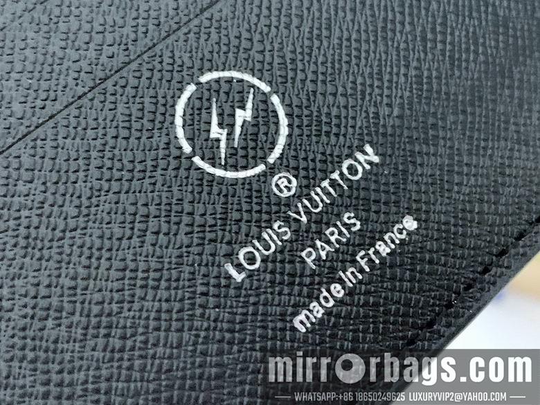 1:1 Louis Vuitton Bags 11X9cm 042221 YG 2