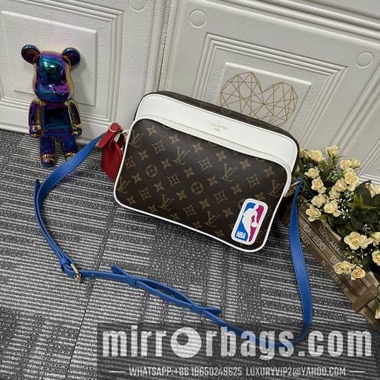 1:1 Louis Vuitton Bags NBA M85143 M85143 30x22x9cm cs2色