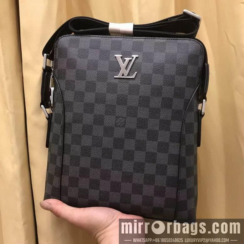 1:1 Louis Vuitton Bags 9024-3 29X24X5cm WP 3colour