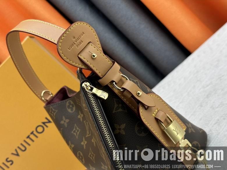 1:1 Louis Vuitton Bags M12925 M13661 16X12X18cm XMY