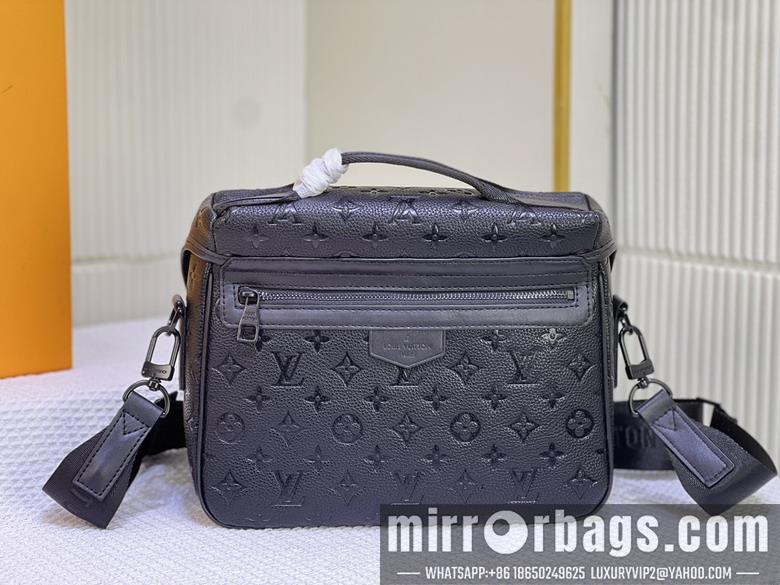 1:1 Louis Vuitton Bags Trail M46972 31x22x11cm ss