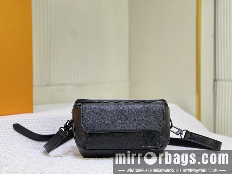 1:1 Louis Vuitton Bags Pilot M83563 20x12x5.5cm ss