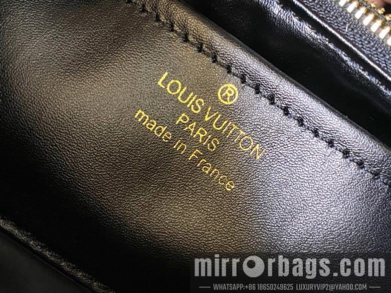 1:1 Louis Vuitton Bags Cap M24607 38x23x16cm ss