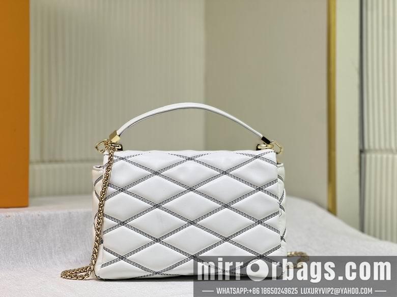 1:1 Louis Vuitton Bags Twist M23689 23x26x10cm ss