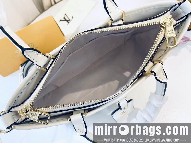 1:1 Louis Vuitton Bags M46588 28X18X8cm