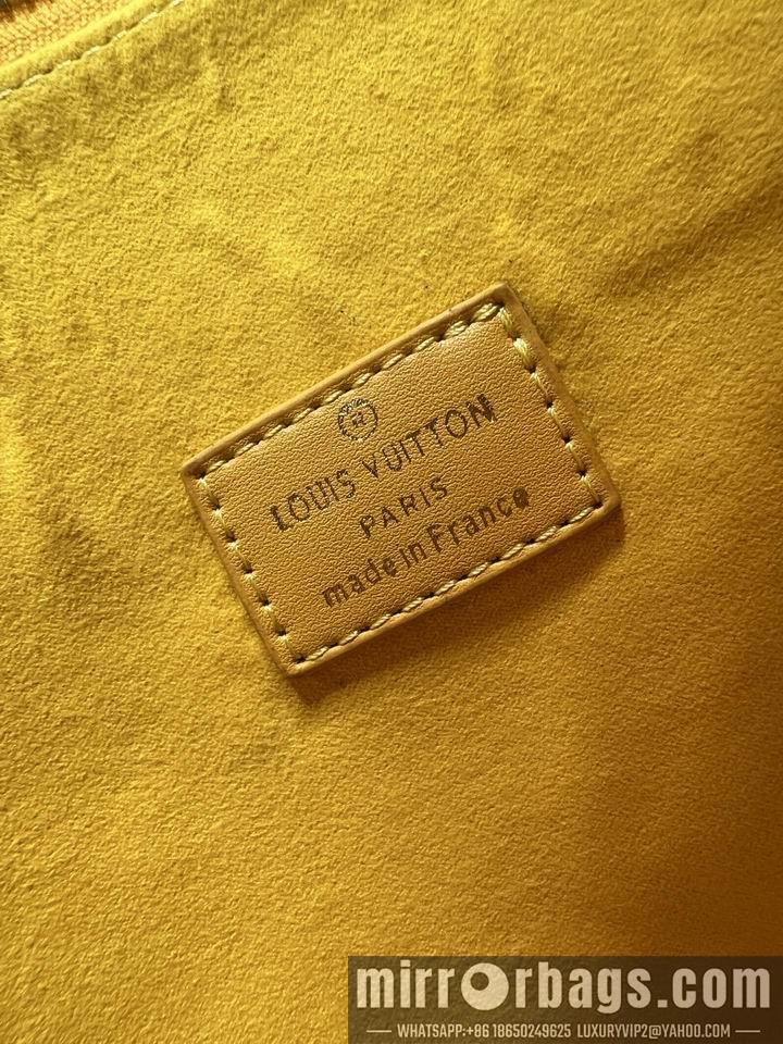 1:1 Louis Vuitton Bags Coussin M57790 S26x20x12cm cs
