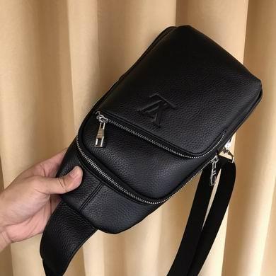 1:1 Louis Vuitton Bags 152-4 18X31X7cm XM