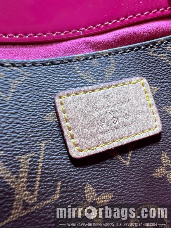 1:1 Louis Vuitton Bags Reade M24144 22x16.5x11cm ss