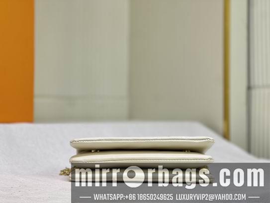 1:1 Louis Vuitton Bags Coussin M81693 M80742 20x14x8cm ss