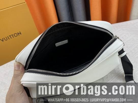 1:1 Louis Vuitton Bags Outdoor M30233 25x20x10.5cm zy3
