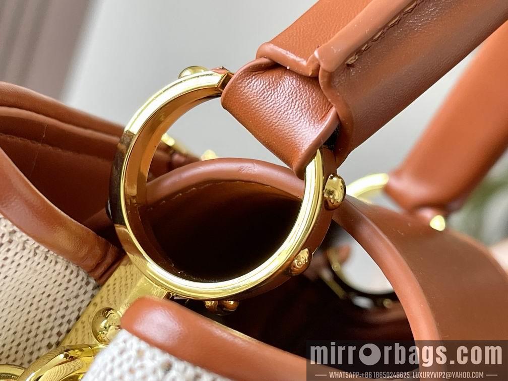 1:1 Louis Vuitton Bags Capucines M57361绣花白棕金27x18x9cm cs