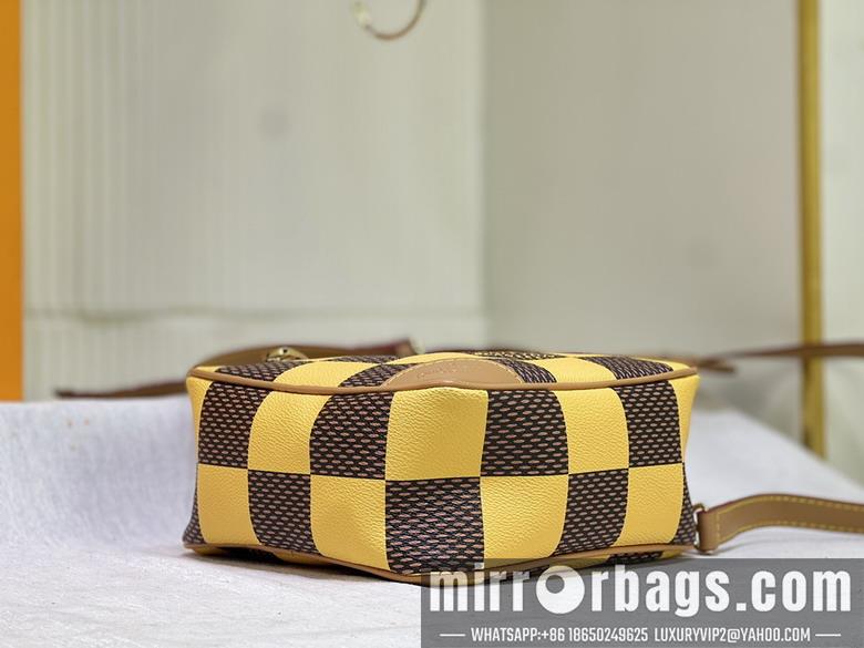 1:1 Louis Vuitton Bags Chess M40562 24x24x8cm ss2