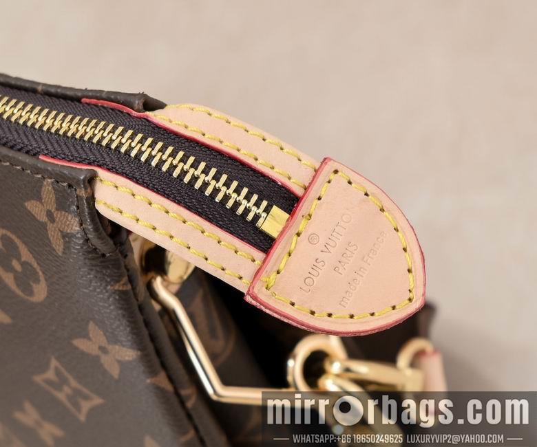 1:1 Louis Vuitton Bags Coussin M57792 30cm YG 4colour