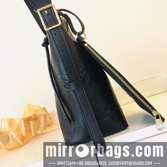 1:1 Louis Vuitton Bags CarryAll M46288 24x30x12cm zy