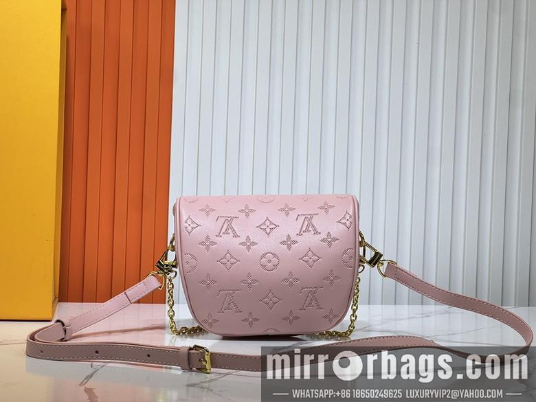 1:1 Louis Vuitton Bags Bumbag M82335 17x12x9.5cm ss