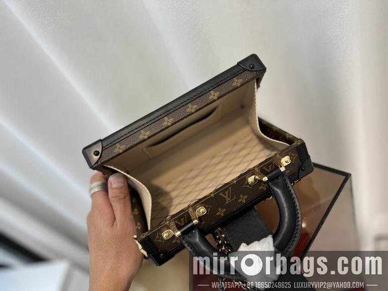 1:1 Louis Vuitton Bags M46755 20X12.5X6cm XM