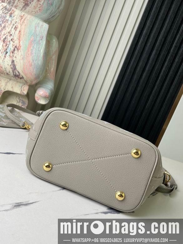 1:1 Louis Vuitton Bags M23758 20X20X12.5cm XM