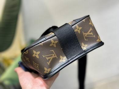 1:1 Louis Vuitton Bags M46442 16X22X7cm XM