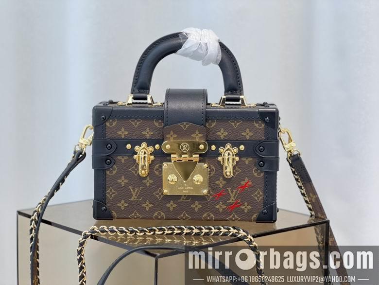 1:1 Louis Vuitton Bags M46755 20X12.5X6cm XM