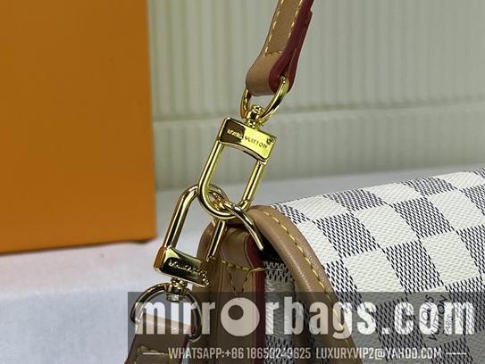 1:1 Louis Vuitton Bags Diane M45985 25x9x15cm ss