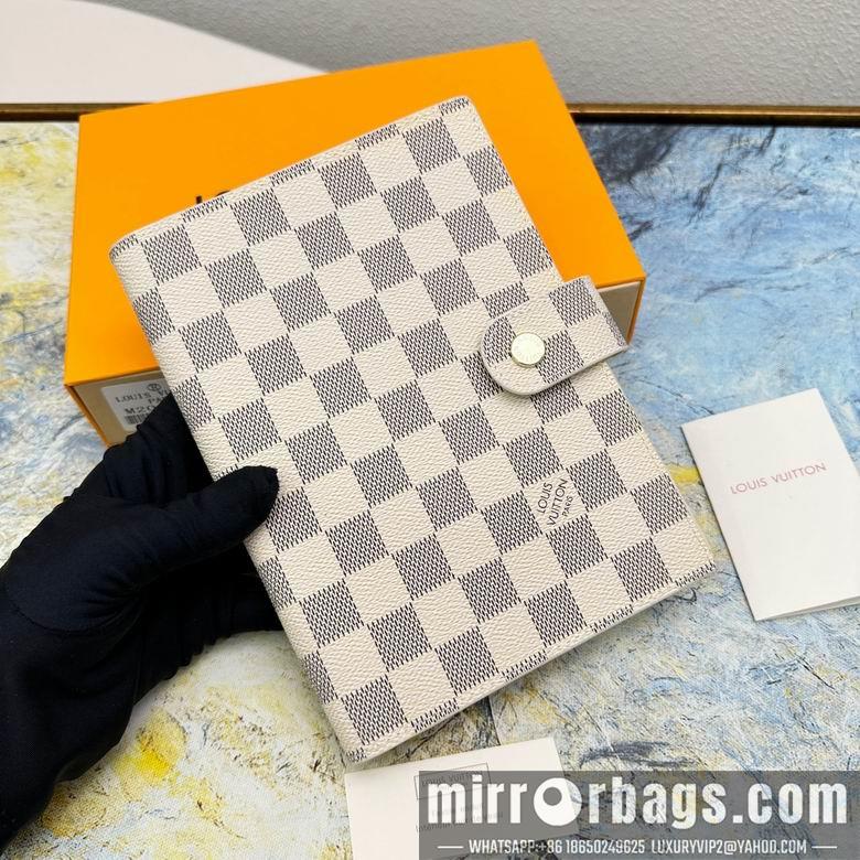 1:1 Louis Vuitton Bags M20004 14X18cm ZC 2