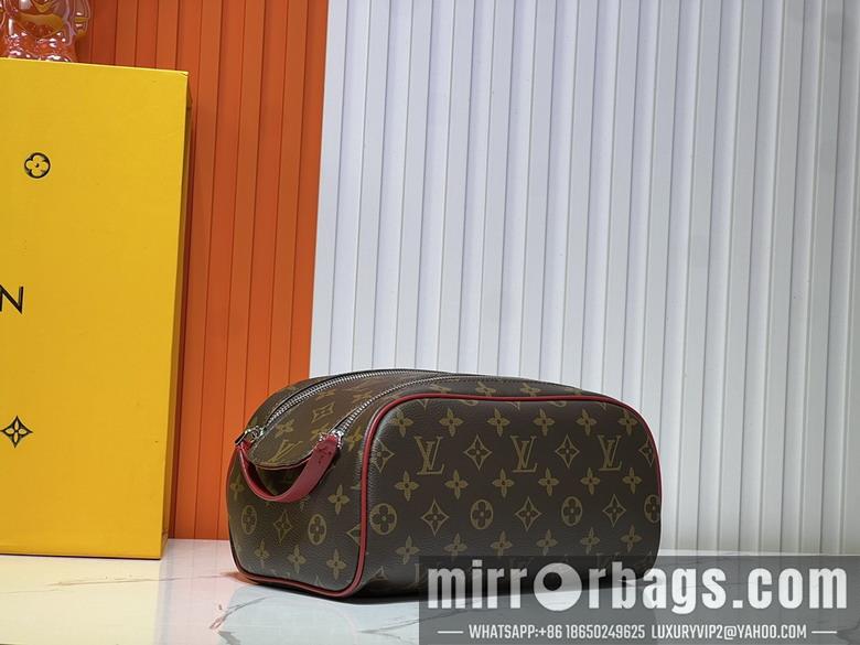 1:1 Louis Vuitton Bags Dopp Kit M11482 28x15x16.5cm ss2