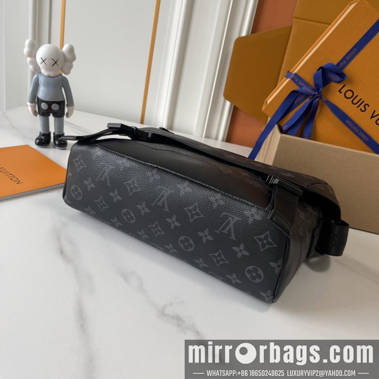 1:1 Louis Vuitton Bags Voyager M12517 33x22.5x11cm ss