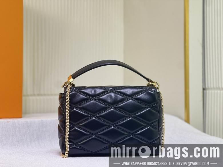 1:1 Louis Vuitton Bags Twist M23689 23x26x10cm ss