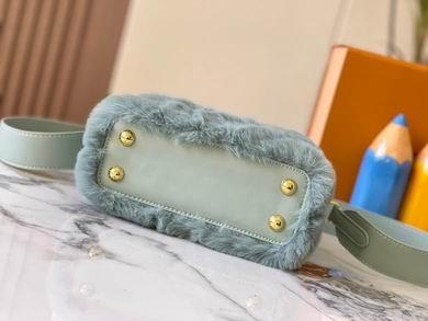 1:1 Louis Vuitton Bags Capucines M22387水貂毛21x14x8cm ss