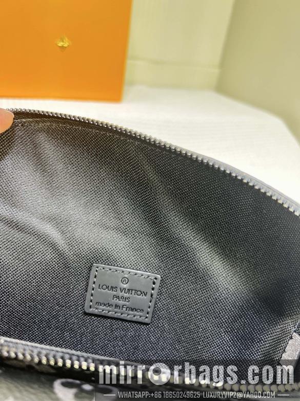 1:1 Louis Vuitton Bags Pilot M83563 20x12x5.5cm ss1.