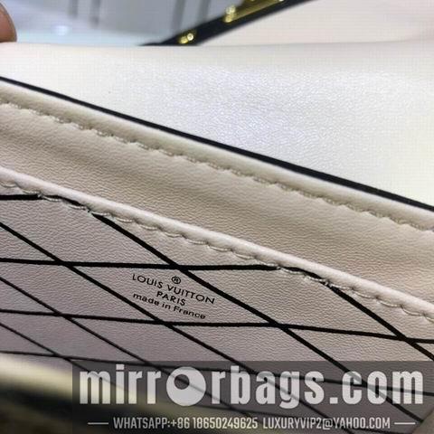 1:1 Louis Vuitton Bags Trunk Vertical M63913 wq