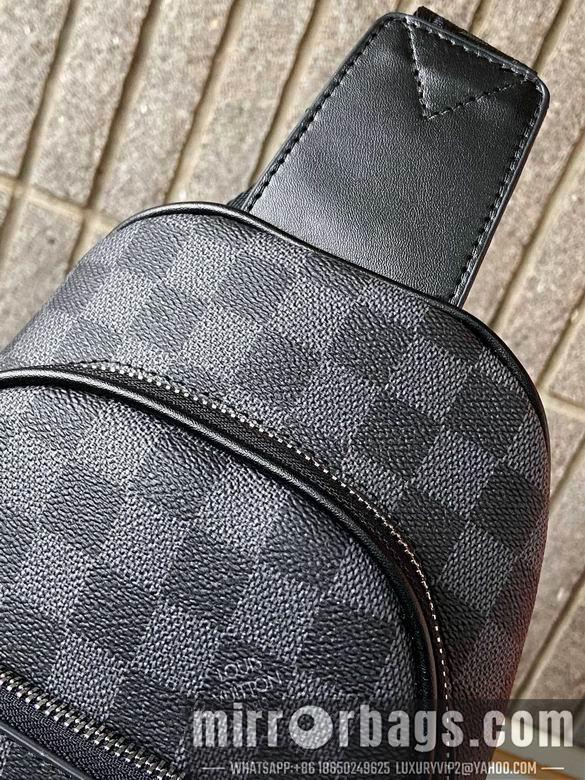 1:1 Louis Vuitton Bags 8656 16X28X7.5cm XM 4colour