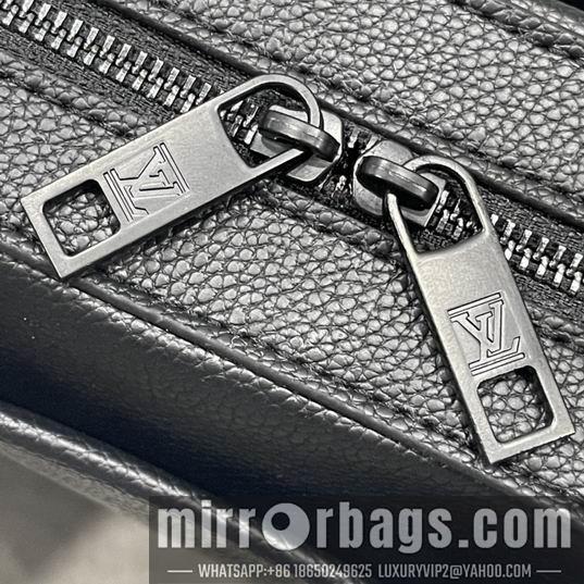 1:1 Louis Vuitton Bags Pilot M23778 39x29x6cm ss