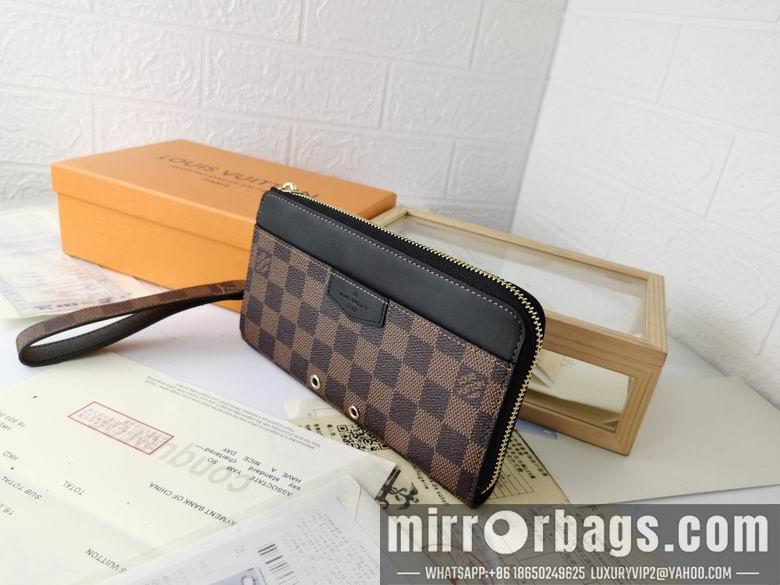1:1 Louis Vuitton Bags M69037 19X11X3.5cm XMY 3