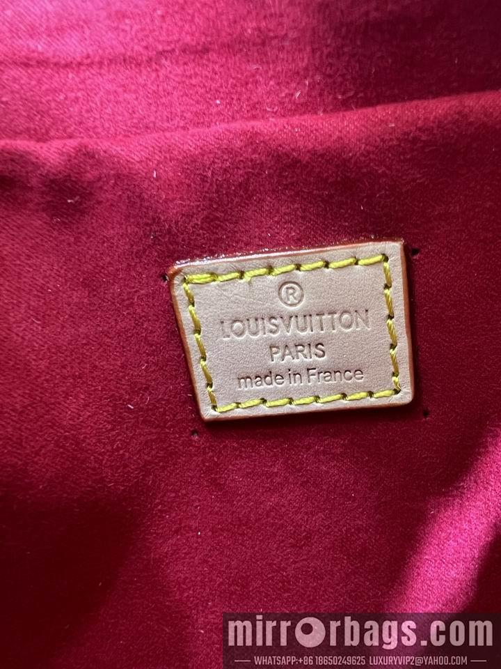 1:1 Louis Vuitton Bags 豆腐包M51165 19x14x9cm ss