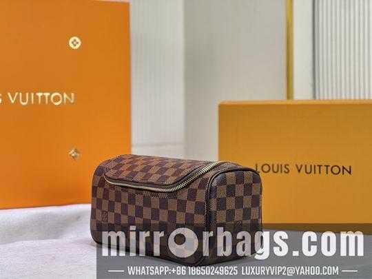 1:1 Louis Vuitton Bags 47625 26x14x12cm cs 3色