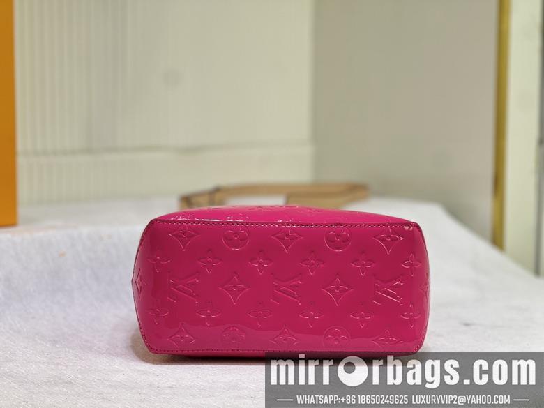 1:1 Louis Vuitton Bags Reade M24144 22x16.5x11cm ss