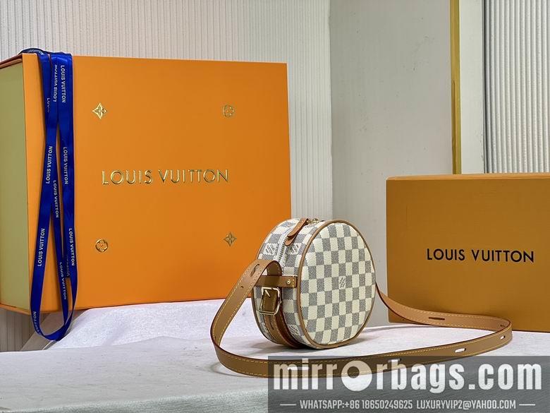 1:1 Louis Vuitton Bags SSM52294白格 18X17X7