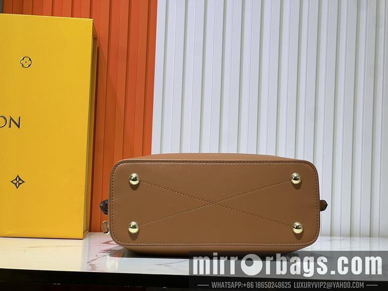 1:1 Louis Vuitton Bags M68169 28x20x11.5cm ss1