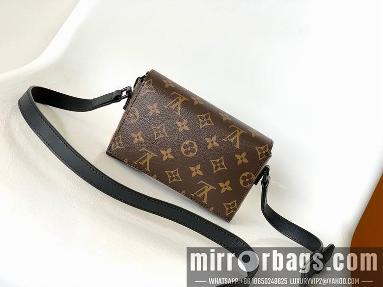 1:1 Louis Vuitton Bags M81783 18X11X6.5cm XM