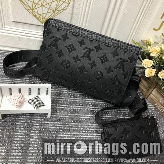 1:1 Louis Vuitton Bags Pochette Voyage M81115 22x14.5x4.5cm cs
