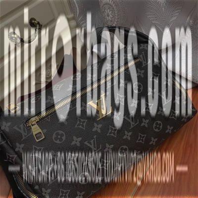 1:1 Louis Vuitton Bags 3170-1 33X18X12cm XM