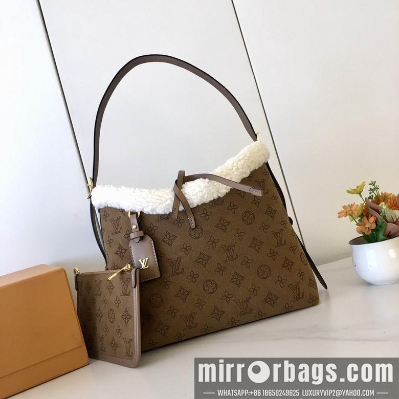 1:1 Louis Vuitton Bags M11843 M46203 29X12X24cm XMY 4colour