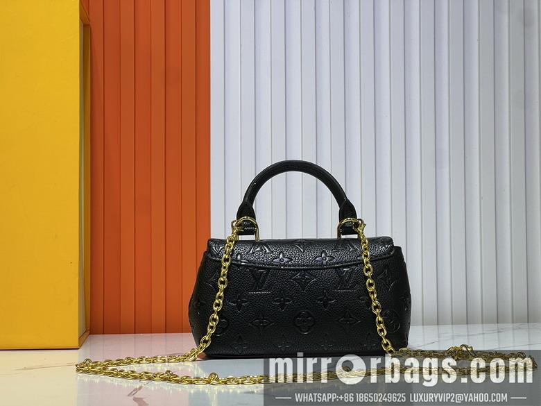 1:1 Louis Vuitton Bags M12145 19x11x6cm ss