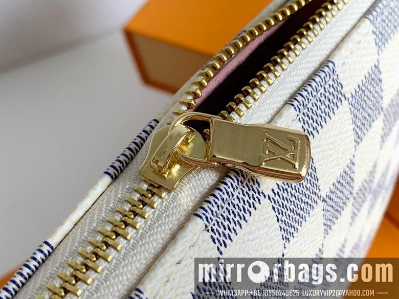 1:1 Louis Vuitton Bags M51980 21X13X3cm XMY 3colour
