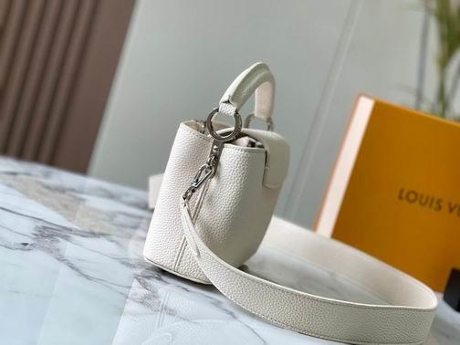 1:1 Louis Vuitton Bags Capucines M21754 21x14x8cm ss3色