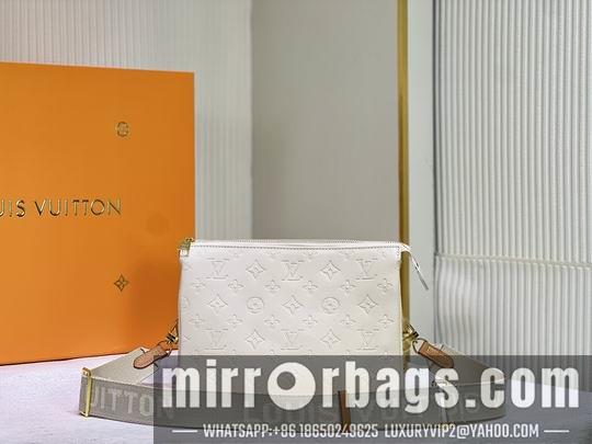 1:1 Louis Vuitton Bags Coussin M57790 S26x20x12cm cs