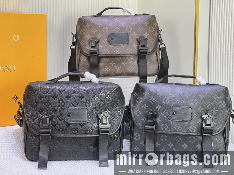 1:1 Louis Vuitton Bags Trail M46972 31x22x11cm ss